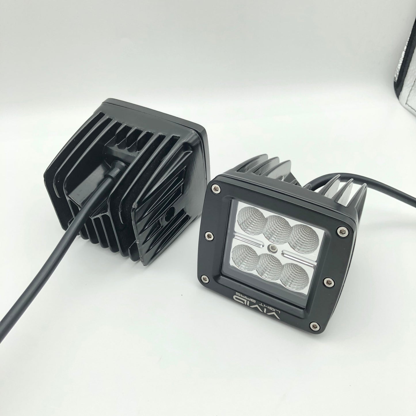 3.2" 30w led work light ( 2 packs )