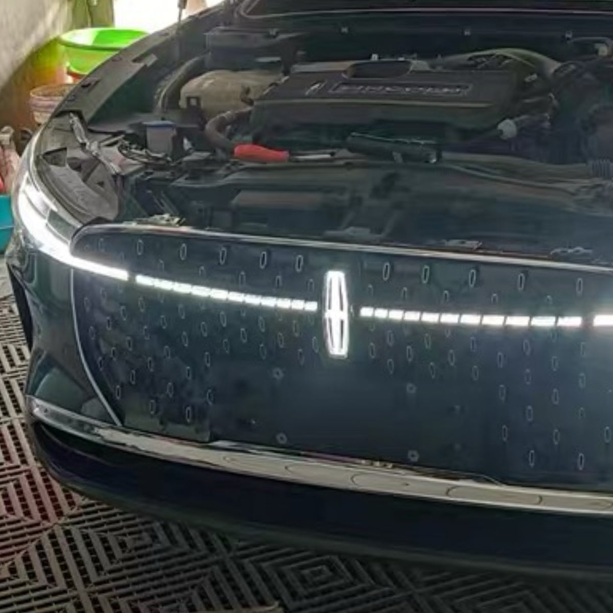 Lincoln Emblem Front Grille LED Dynamic Crystal Illuminated Logo